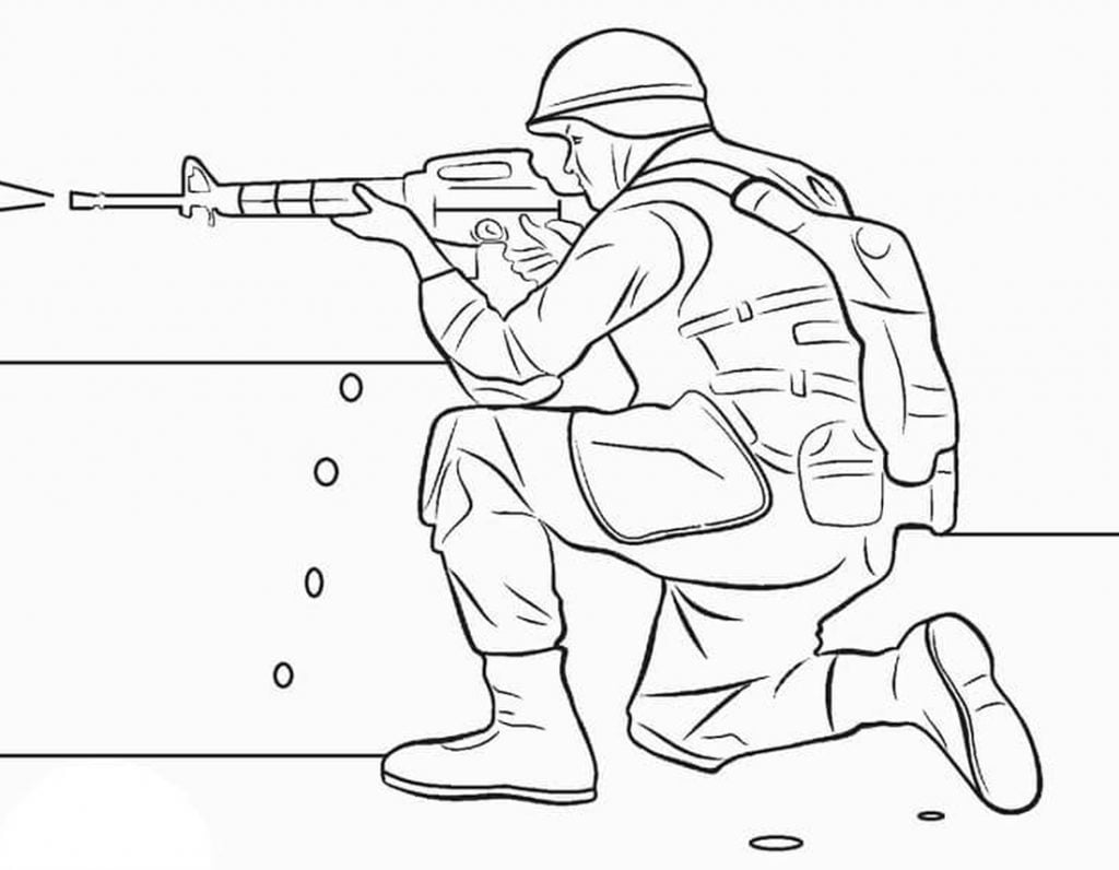 Desenho de Soldado atirando para colorir